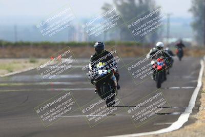 media/Sep-20-2025-TrackDaz (Sat) [[27f0cde673]]/B Group/220pm (Turn 9)/